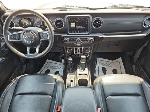 Used 2023 Jeep Wrangler Unlimited Sahara AWD/4WD image 12