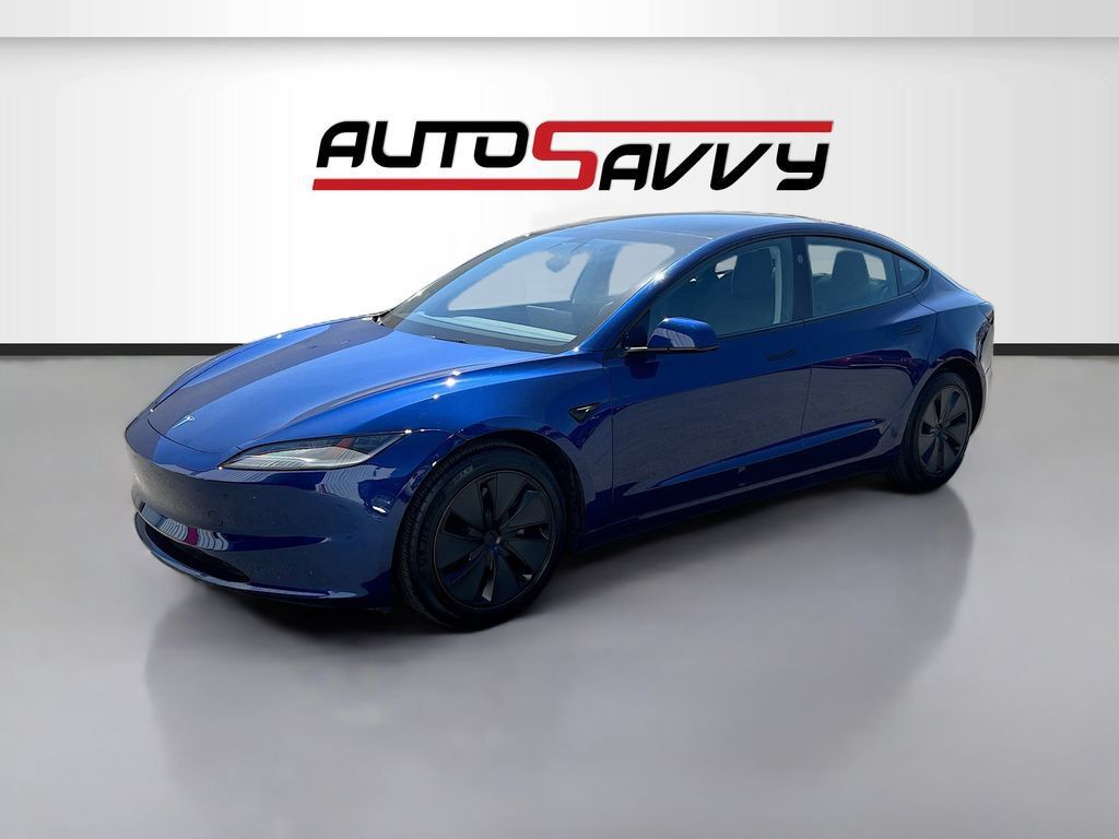 Used 2025 Tesla Model 3 Long Range RWD image 3