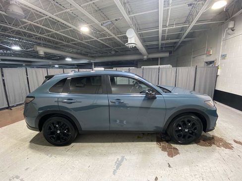Used 2024 Honda HR-V Sport image 27