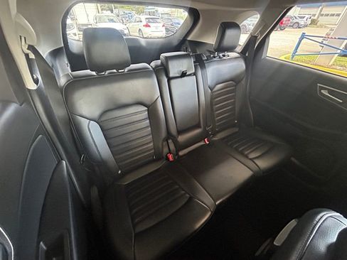 Used 2023 Ford Edge SEL image 29