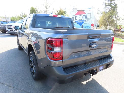 New 2026 Ford Maverick Lariat image 6