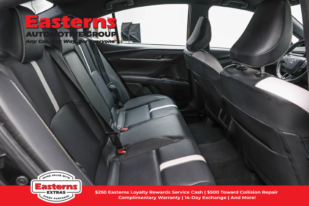 Used 2025 Toyota Camry SE FWD image 23