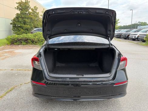 Used 2023 Honda Civic LX image 11