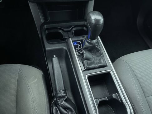 Used 2020 Toyota Tacoma SR5 image 20