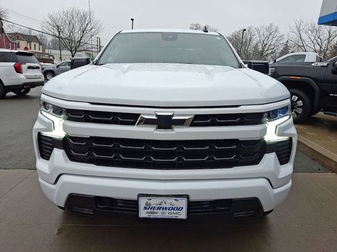 Certified 2024 Chevrolet Silverado 1500 RST image 2
