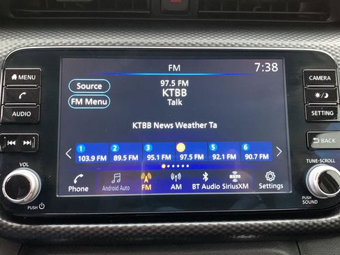 Used 2024 Nissan Kicks SV image 7