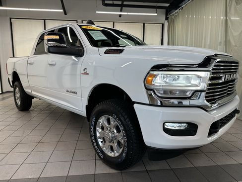 Used 2024 RAM 2500 Laramie w/ Safety Group AWD/4WD image 2