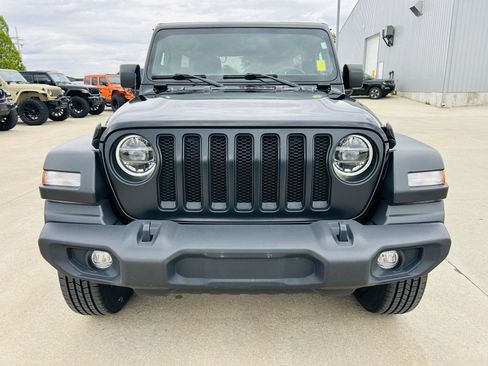 Used 2022 Jeep Wrangler Unlimited Sport AWD/4WD image 28