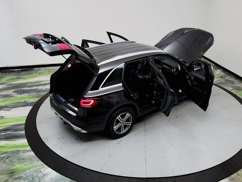 Used 2020 Mercedes-Benz GLC 300 4MATIC image 37