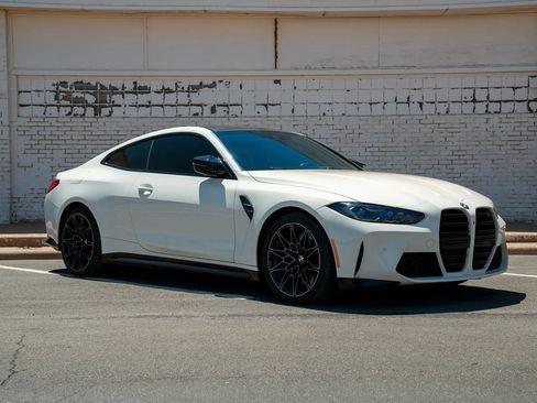 Used 2024 BMW M4 xDrive Competition w/ Executive Package AWD/4WD image 2