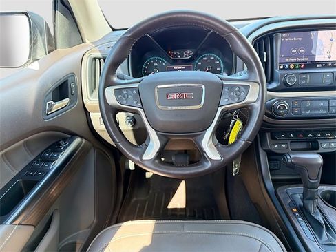 Used 2021 GMC Canyon Denali image 16