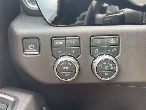 New 2026 GMC Sierra 1500 SLT w/ SLT Premium Plus Package AWD/4WD image 19