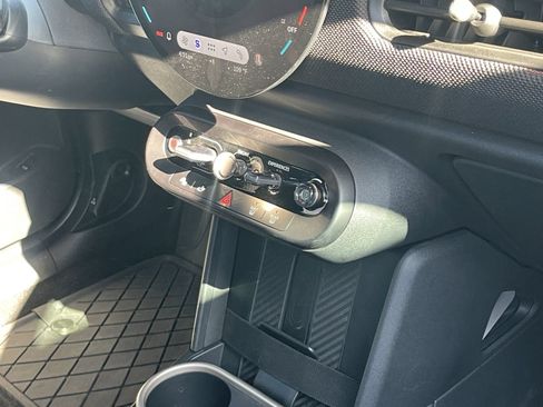 Used 2025 MINI Cooper S FWD image 9