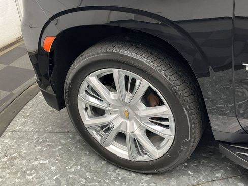 Certified 2021 Chevrolet Tahoe High Country AWD/4WD image 37