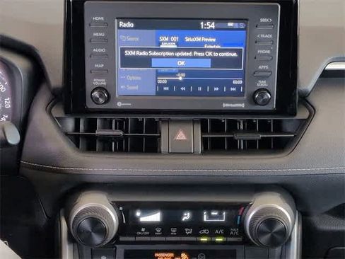 Used 2022 Toyota RAV4 LE image 28