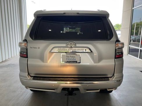 Used 2016 Toyota 4Runner Limited AWD/4WD image 20
