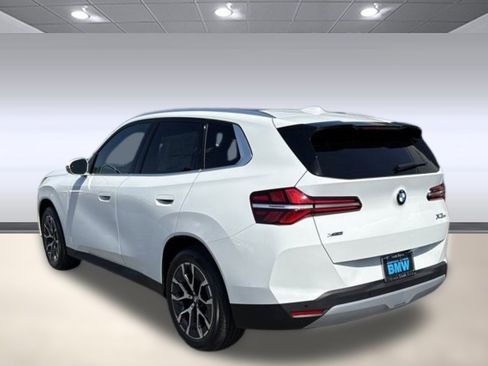 Used 2025 BMW X3 xDrive30i w/ Convenience Package image 3