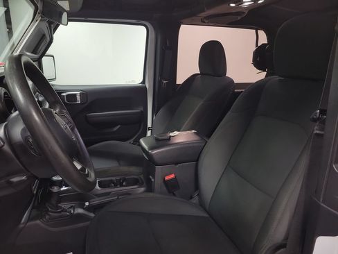 Used 2021 Jeep Wrangler Sport AWD/4WD image 14