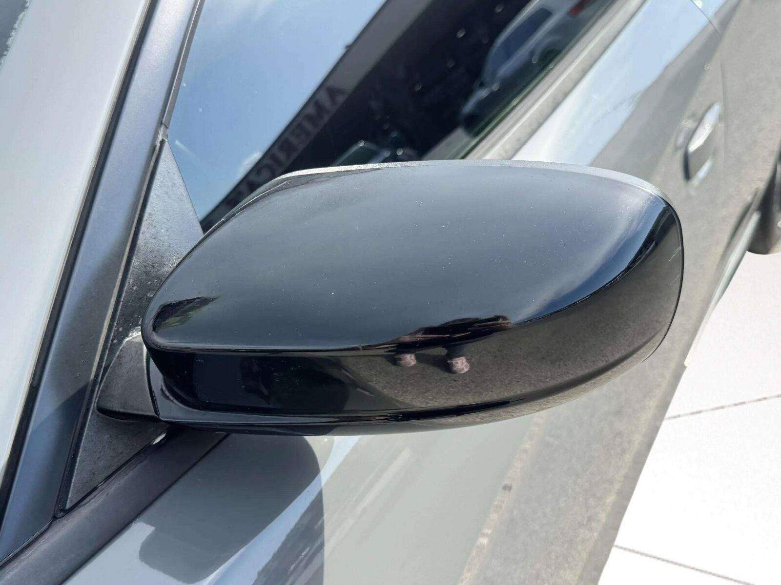Used 2018 Dodge Charger SXT w/ Blacktop Package RWD image 13