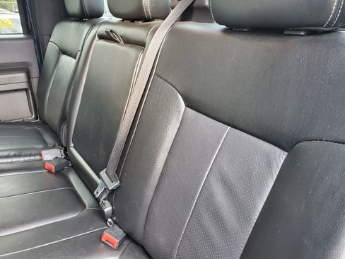 Used 2015 Ford F250 Lariat w/ Chrome Package image 33