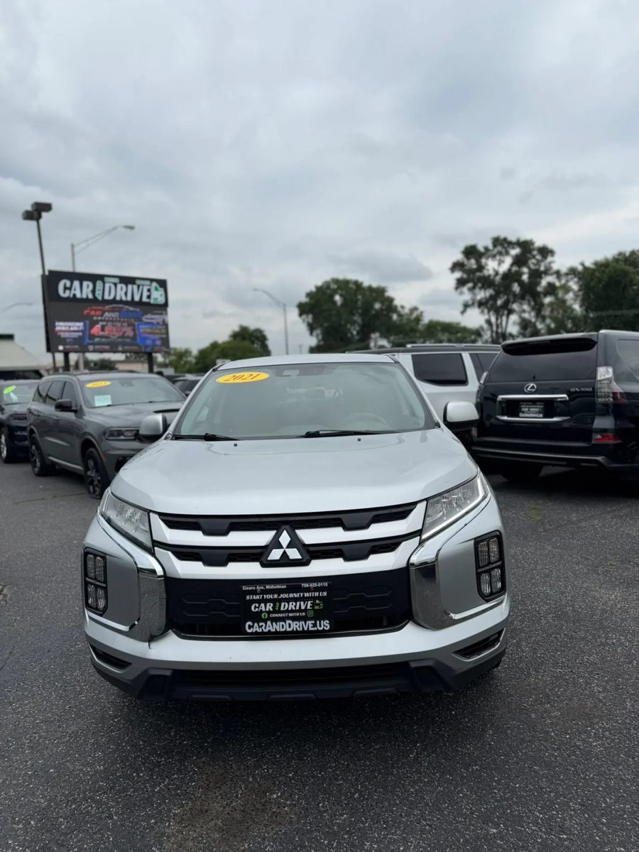 Used 2021 Mitsubishi Outlander Sport LE AWD/4WD image 1