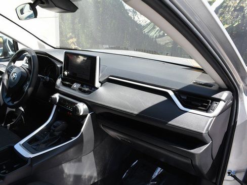 Certified 2024 Toyota RAV4 XLE w/ Convenience Package image 25