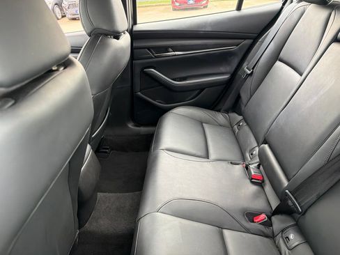 Used 2025 MAZDA MAZDA3 s FWD image 3