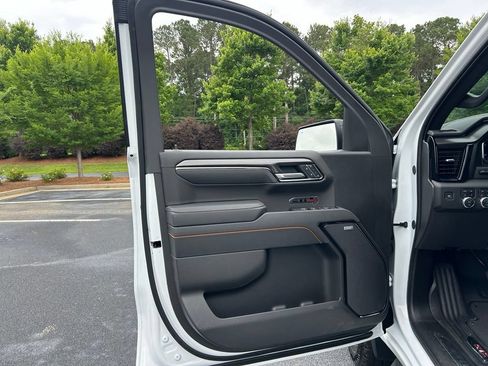 Used 2025 GMC Sierra 1500 AT4 w/ AT4 Premium Package AWD/4WD image 60
