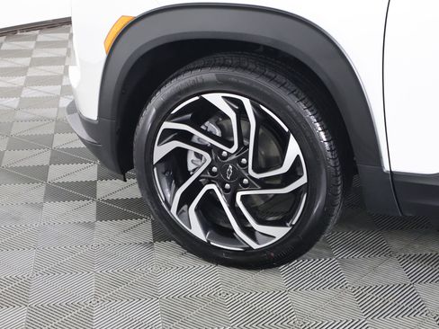 Used 2025 Chevrolet TrailBlazer RS w/ Convenience Package image 52