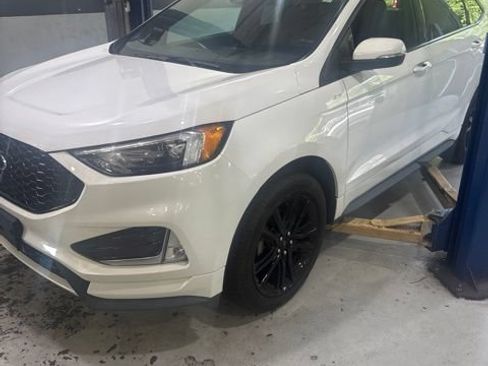 Used 2020 Ford Edge ST-Line FWD image 4