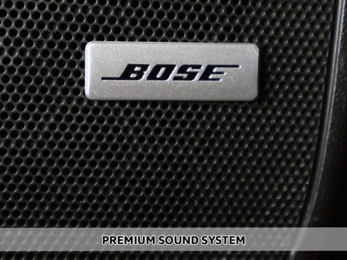 Used 2024 Buick Enclave Premium image 4