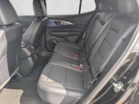 New 2026 Chevrolet Equinox EV LT image 16