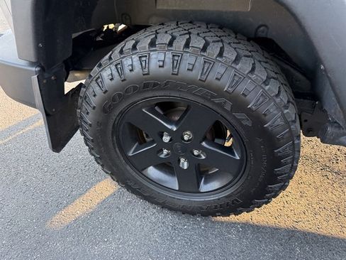 Used 2016 Jeep Wrangler Unlimited Sport AWD/4WD image 28