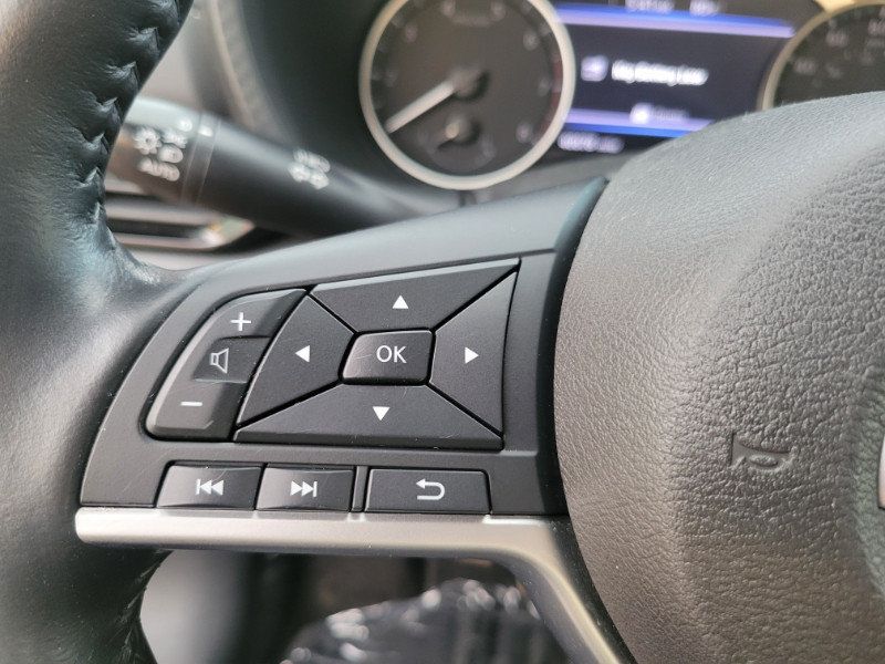 Used 2022 Nissan Sentra SV w/ All-Weather Package FWD image 30