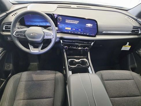 New 2026 Chevrolet Traverse LT w/ Midnight/Sport Edition image 6