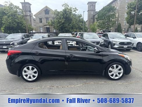 Used 2012 Hyundai Elantra Limited FWD image 3