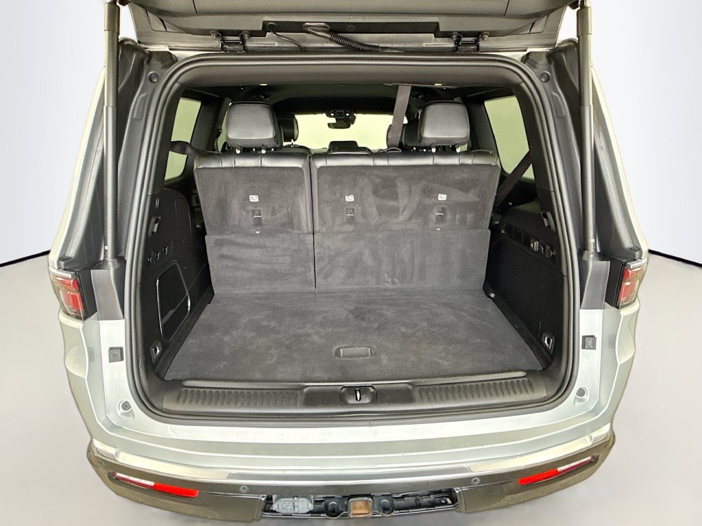 Used 2023 Jeep Wagoneer Series II AWD/4WD image 27