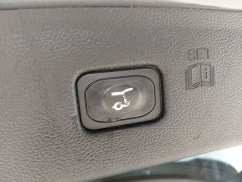 Used 2024 Ford Edge Titanium AWD/4WD image 19