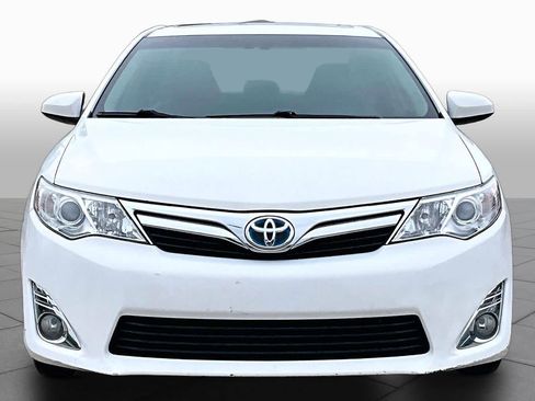 Used 2012 Toyota Camry XLE w/ Leather Pkg FWD image 4