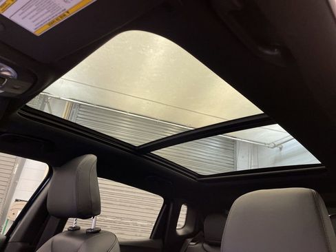 New 2026 Jeep Compass Trailhawk image 14