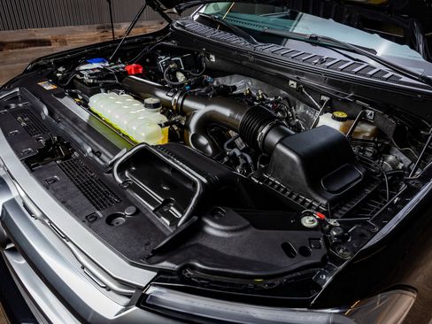 Used 2024 Ford Expedition Max Platinum image 41