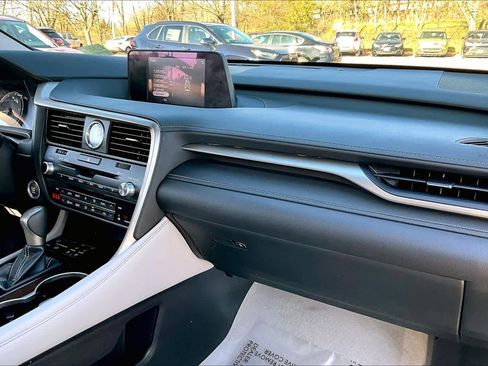 Used 2019 Lexus RX 350 FWD image 18