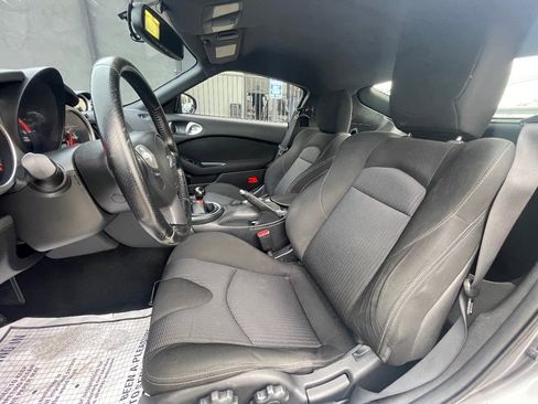 Used 2014 Nissan 370Z Touring w/ Aerodynamics Package image 11