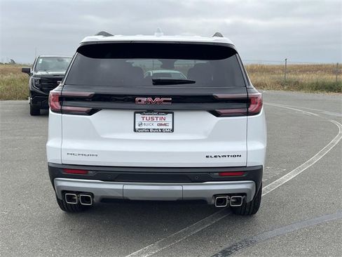 New 2025 GMC Acadia Elevation image 4