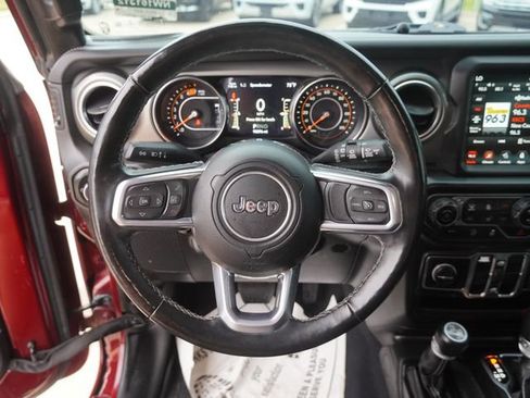 Used 2022 Jeep Wrangler Unlimited Sahara w/ Cold Weather Group AWD/4WD image 26