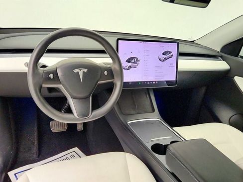 Used 2021 Tesla Model Y Long Range AWD/4WD image 12