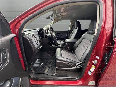 Used 2017 Chevrolet Colorado Z71 image 12