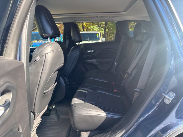 Used 2020 Jeep Cherokee Limited AWD/4WD image 11