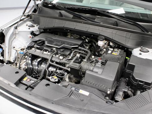 Certified 2025 Hyundai Kona SEL FWD image 17