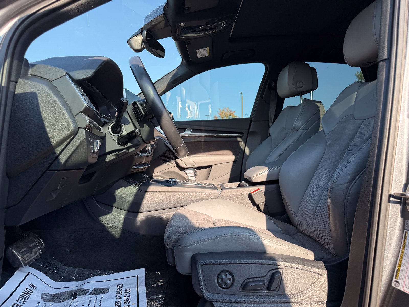 Used 2018 Audi SQ5 Prestige AWD/4WD image 15